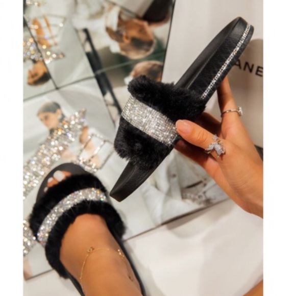 Shoes - !! RESTOCK !! Faux Fur Embellished Slides in Black